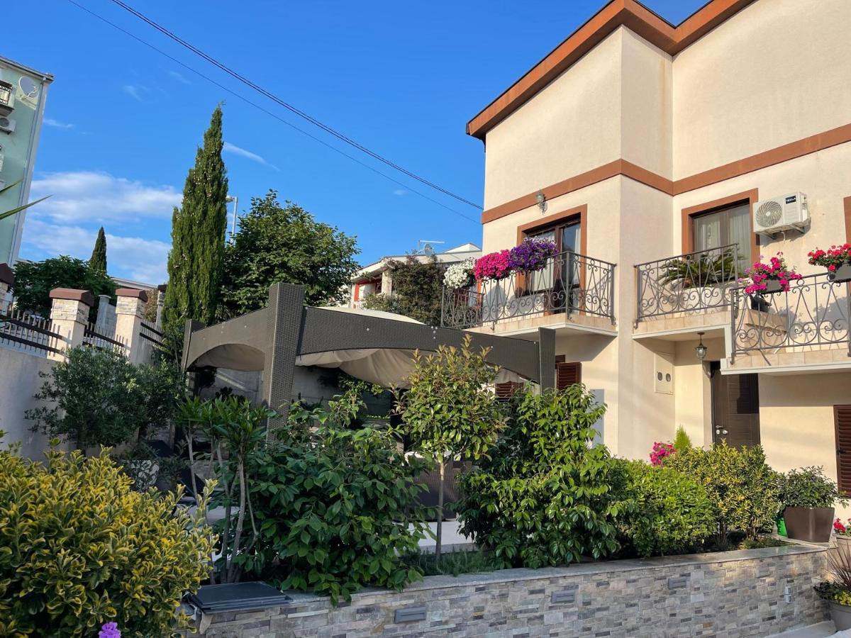 Holiday Home Barska Vila מראה חיצוני תמונה